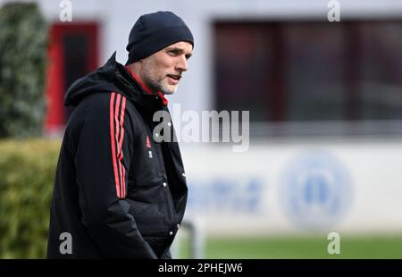 Munich, Allemagne. 28th mars 2023. Football; Bundesliga, formation FC Bayern sur le terrain d'entraînement de Säbener Straße. Le nouvel entraîneur du Bayern Thomas Tuchel dirige la formation pour la première fois. Credit: Sven Hoppe/dpa/Alay Live News Banque D'Images