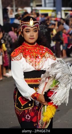 Indonésien exécutant la danse Jaranan (kuda tumping, kuda kepang). Cette danse est de Java Banque D'Images