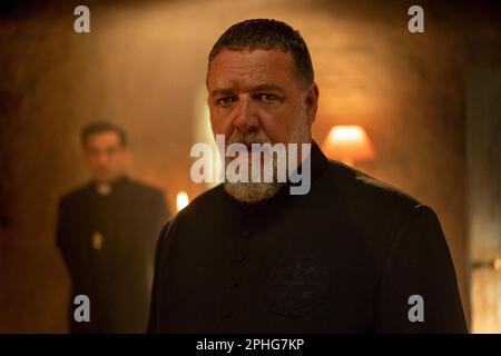 RUSSELL CROWE dans L'EXORCISTE DU PAPE (2023), dirigé par JULIUS AVERY. Crédit : 2,0 divertissement / Album Banque D'Images