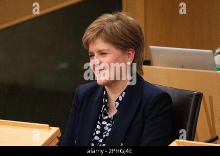 Édimbourg, Écosse, Royaume-Uni. 28th mars 2023. PHOTO : Nicola Sturgeon MSP, ancien premier ministre d'Écosse et ancien chef du Parti national écossais (SNP). Humza Yousaf MSP est élu prochain Premier ministre d'Écosse. Crédit: Colin D Fisher/CDFIMAGES.COM crédit: Colin Fisher/Alay Live News Banque D'Images