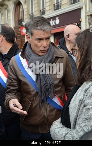 10ème journal contre la forme des parcours , 450000 personnes CGT ont déjà été défilés dans le calme à Paris avec le soutien de LFI du PS et du PCF Banque D'Images