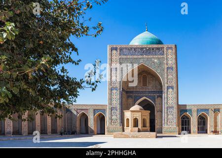 POI-Kalyan (po-i-Kalyan) complexe religieux islamique coryard à Boukhara, Ouzbékistan Banque D'Images