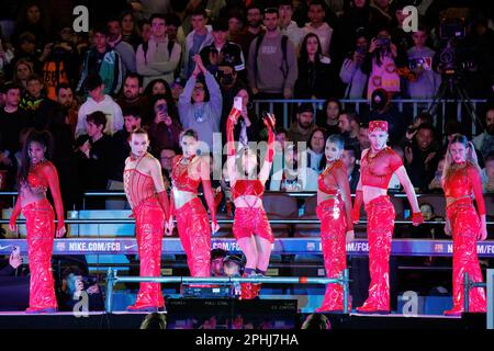 BARCELONE - 26 MARS : Lali Esposito (chanteuse et actrice Argentine) en action pendant les quatre finales du Tournoi d'infojobs de la Rois League au S Banque D'Images