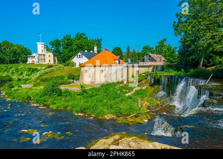 Keila-Joa Manor et Keila juga cascade en Estonie. Banque D'Images