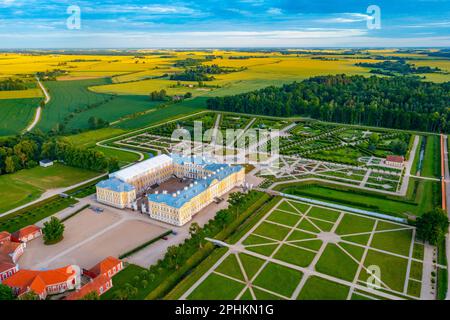 Vue panoramique sur le musée du Palais Rundale en Lettonie. Banque D'Images