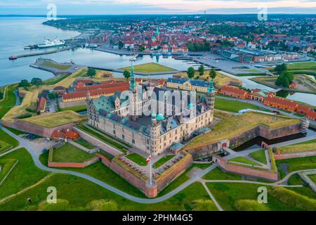 Vue panoramique sur le château de Kronborg à Helsingor, Danemark. Banque D'Images