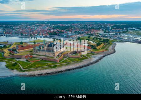 Vue panoramique sur le château de Kronborg à Helsingor, Danemark. Banque D'Images