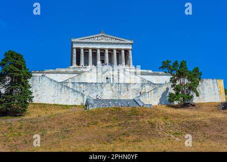 Walhalla - imposant édifice néo-classique avec un hall en marbre abritant des plaques et des bustes d'illustres Allemands près de Regensburg. Banque D'Images