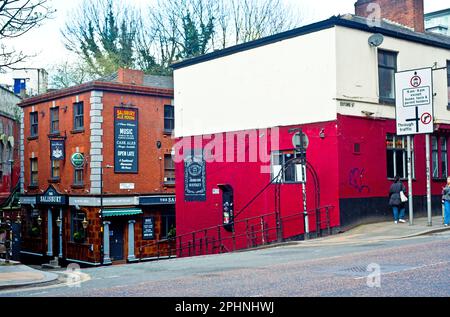 Salisbury Ale House à James Leigh Street et Grand Central Pub sur Oxford Street, Manchester, Lancashire, Angleterre Banque D'Images