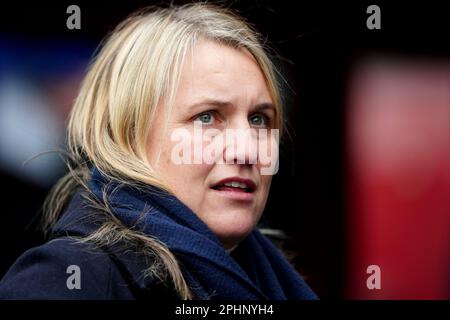 Photo du dossier datée du 05-03-2023 de la directrice de Chelsea, Emma Hayes, qui a exhorté Chelsea à s'imposer à Lyon lorsqu'elle accueille les titulaires de la deuxième partie quart de finale de la Ligue des champions des femmes jeudi. Date de publication : mercredi 29 mars 2023. Banque D'Images