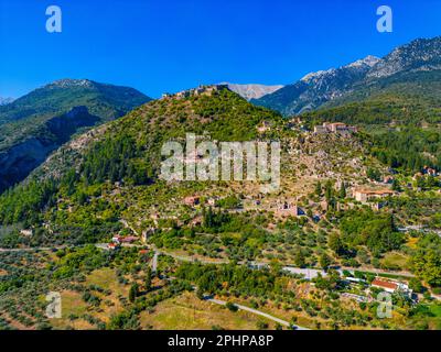 Vue panoramique sur le site archéologique de Mystras en Grèce. Banque D'Images