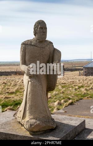 Statue d'Henry St clair, comte d'Orkney et phare de Noss Head, près de Wick, Caithness, Écosse Banque D'Images