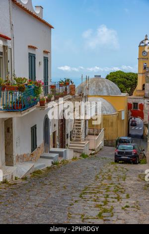 Parrocchia di Santa Maria del Carmine église à l'île d'Ischia, Italie. Banque D'Images