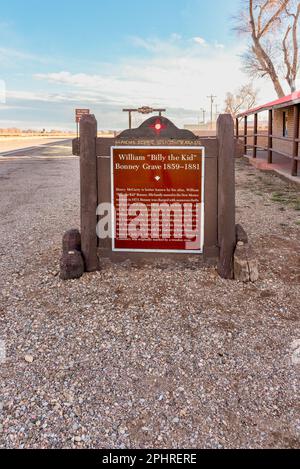 Marker explique la vie du crime mené par Henry McCarty aka Billy the Kid qui a été tué par balle par le shérif Pat Garrett à ft. Sumner, Nouveau-Mexique. Banque D'Images