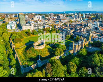 Vue panoramique sur le château de Cardiff au pays de Galles. Banque D'Images