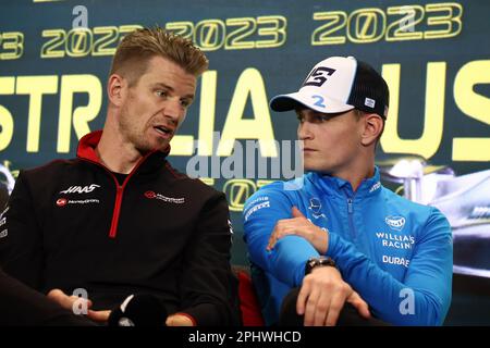 Melbourne, Australie. 30th mars 2023. (De gauche à droite) : Nico Hulkenberg (GER) Haas F1 Team et Logan Sargeant (USA) Williams Racing à la FIA Press Conference. Grand Prix d'Australie, jeudi 30th mars 2023. Albert Park, Melbourne, Australie. Crédit : James Moy/Alay Live News Banque D'Images