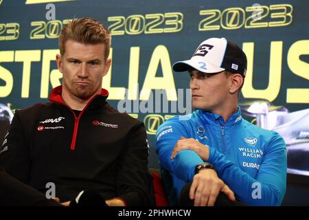 Melbourne, Australie. 30th mars 2023. (De gauche à droite) : Nico Hulkenberg (GER) Haas F1 Team et Logan Sargeant (USA) Williams Racing à la FIA Press Conference. Grand Prix d'Australie, jeudi 30th mars 2023. Albert Park, Melbourne, Australie. Crédit : James Moy/Alay Live News Banque D'Images