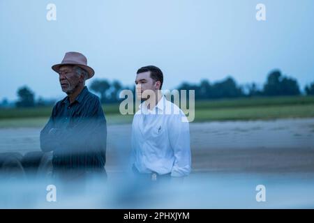 PARADISE HIGHWAY (2022) MORGAN FREEMAN CAMERON MONAGHAN ANNA GUTTO (DIR) LIONSGATE/MOVIESTORE COLLECTION Banque D'Images