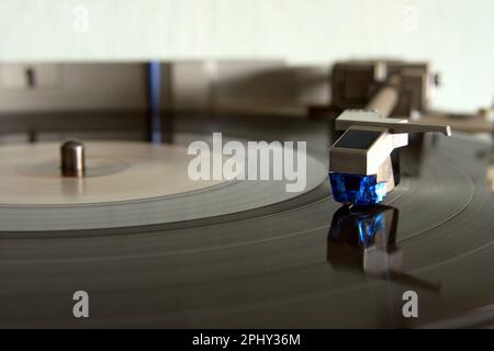 lecteur de disques, capteur avec aiguille et bras de tonalité Banque D'Images