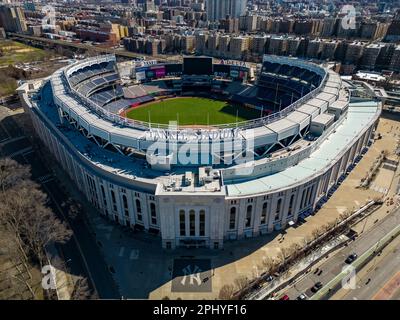 Vue aérienne du stade Yankee Stadium situé dans le Bronx à New York Banque D'Images