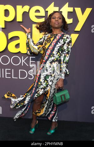 New York, Ney. 29th mars 2023. Deborah Roberts à The Pretty Baby: Brooke Shields NY première à Alice Tully Hall sur 29 mars 2023 à New York. Crédit : RW/Media Punch/Alamy Live News Banque D'Images