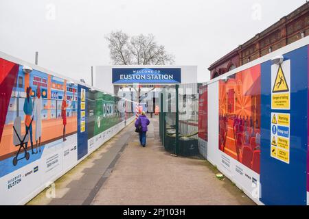 29 mars 2023 : Londres, Royaume-Uni. 29th mars 2023. HS2 (haute vitesse 2) chantier de construction à la gare d'Euston les retards, la hausse des coûts et les incertitudes continuent d'empoisonner le projet ferroviaire. Credit: Vuk Valcic/Alamy Live News (Credit image: © Vuk Valcic/SOPA Images via ZUMA Press Wire) USAGE ÉDITORIAL SEULEMENT! Non destiné À un usage commercial ! Banque D'Images