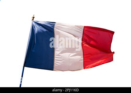 Photo d'un drapeau français sur un poteau isolé sur fond blanc Banque D'Images