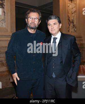 Milan, Italie. 30th mars 2023. Milan, Italie Miart 2023 présentation du calendrier des événements du 14 au 16 avril Allianz MICO avec la participation de Tommaso Sacchi Conseiller de LA MUNICIPALITÉ DE MI Culture, Nicola Ricciardi Miart Directeur artistique, Michele Coppola Directeur exécutif Art, Patrimoine culturel Intesa Sanpaolo et Directeur de Gallerie d'Italia, Andrea Ghidoni directeur général d'Intesa Sanpaolo Private Banking, Enrico Pazzali président de la Fondation Foire de Milan, Carlo Cracco chef de l'Association italienne des Ambassadeurs du goût crédit: Agence de photo indépendante/Alamy Live News Banque D'Images