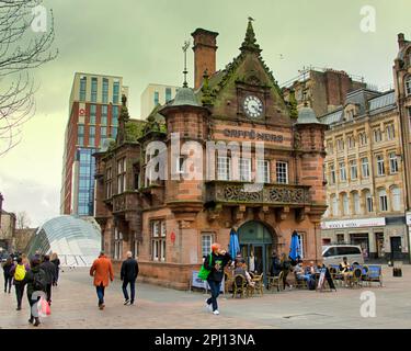 Métro St Enoch Square ancien bureau de vente de billets national transport Trust site du patrimoine ce qui est maintenant un café caffe nero Banque D'Images