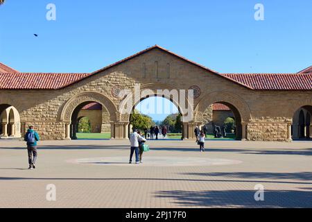 Triple Arches, main Quad, Stanford University, Californie Banque D'Images