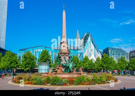 Leipzig, Allemagne, 9 août 2022: Vue sur la fontaine de Mendibrunnen dans la ville allemande de Leipzig. Banque D'Images