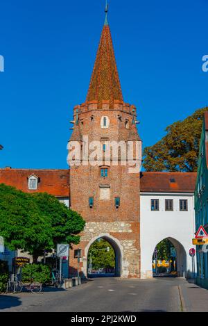 Ingolstadt, Allemagne, 14 août 2022: Porte Kreuztor dans la ville allemande d'Ingolstadt. Banque D'Images