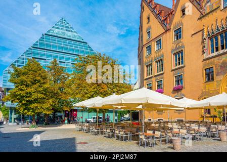 Ulm, Allemagne, 17 août 2022 : Bibliothèque de la ville d'Ulm en Allemagne. Banque D'Images