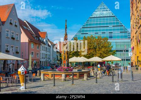 Ulm, Allemagne, 17 août 2022 : Bibliothèque de la ville d'Ulm en Allemagne. Banque D'Images