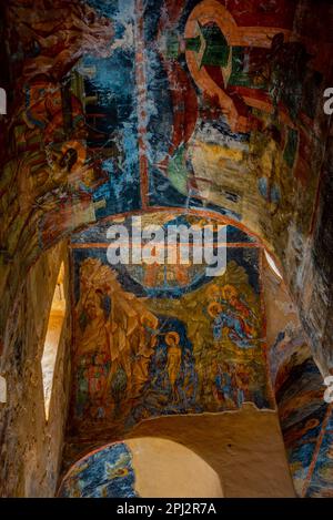 Mystras, Grèce, 7 septembre 2022: Décoré de la Vierge Marie Perivleptos Monastère de Mystras site archéologique en Grèce. Banque D'Images