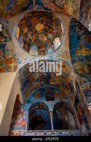 Mystras, Grèce, 7 septembre 2022: Décoré de la Vierge Marie Perivleptos Monastère de Mystras site archéologique en Grèce. Banque D'Images