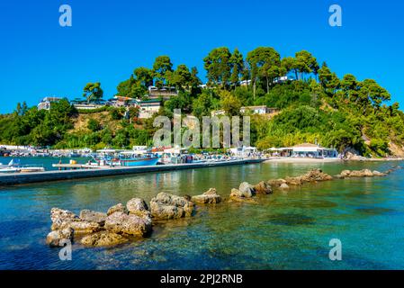 Kerkyra, Grèce, 13 septembre 2022: Yachts amarrés au port de Corfou Grèce. Banque D'Images