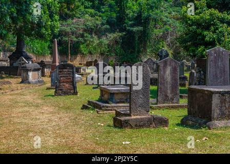 Kandy, Sri Lanka, 3 février 2022: Cimetière de Kandy Garisson, Kandy, Sri Lanka. Banque D'Images