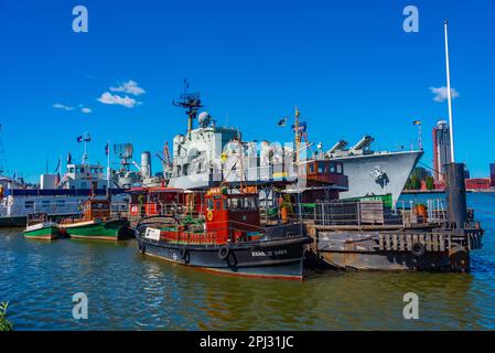 Göteborg, Suède, 10 juillet 2022 : navires militaires dans le port de Göteborg, Suède. Banque D'Images