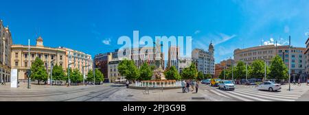 Saragosse, Espagne, 30 mai 2022 : Montuement aux martyrs de la Plaza de Espana à Saragosse, Espagne. Banque D'Images