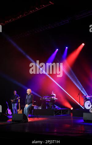 L'auteur-compositeur italien Fabio Concato se produit au Teatro Duse lors de sa tournée dans les théâtres. Bologne, Italie, 30 mars 2023 - photo : Michele Nucci Banque D'Images