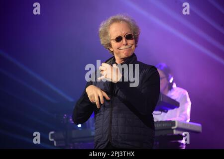 L'auteur-compositeur italien Fabio Concato se produit au Teatro Duse lors de sa tournée dans les théâtres. Bologne, Italie, 30 mars 2023 - photo : Michele Nucci Banque D'Images