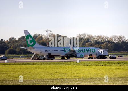Transavia Airlines pH-HZE Boeing 737 NG sur Apron à Rotterdam l'aéroport de la Haye aux pays-Bas Banque D'Images