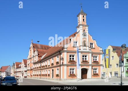 Allemagne, Bavière, Rain am Lech: Le Rathaus (ville Hall ), construit en 1759-62 dans le style Rococo, est un bâtiment protégé. Banque D'Images