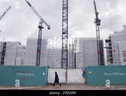 Londres, Royaume-Uni. 31st mars 2023. Vue générale du site de construction de la marque de poste à Farringdon. Plus de 650 nouveaux appartements haut de gamme sont en cours de construction sur le site de Mount Pleasant. Crédit : SOPA Images Limited/Alamy Live News Banque D'Images