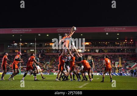 Vue générale d'une file d'attente lors de la manche de seize matchs de la Heineken Champions Cup au stade Mattioli Woods Welford Road, Leicester. Date de la photo: Vendredi 31 mars 2023. Banque D'Images