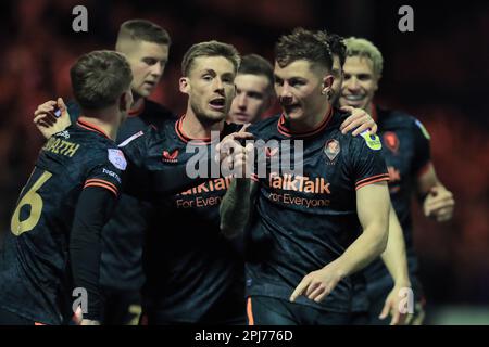Salfords Callum Hendry fête sa création en 1-1 lors du match Sky Bet League 2 entre Stockport County et Salford City au stade Edgeley Park, Stockport, le vendredi 31st mars 2023. (Photo : Chris Donnelly | MI News) Credit : MI News & Sport /Alay Live News Banque D'Images