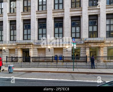 Bowling Green Offices, sur le « Steamship Row » de Broadway, construit dans le style du « renouveau hellénique ». Le propriétaire du Titanic, White Star Line, était ici. (Vue arrière) Banque D'Images