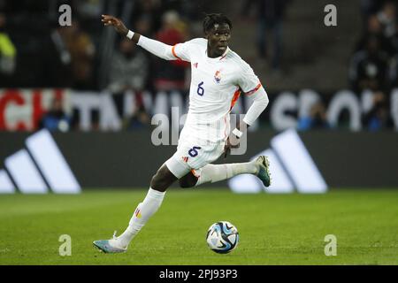 COLOGNE - Amadou Onana de Belgique pendant le match amical entre l'Allemagne et la Belgique au stade Rheinenergie sur 28 mars 2023 à Cologne, Allemagne. AP | hauteur néerlandaise | BART STOUTJESDYK Banque D'Images