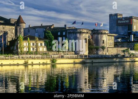 CHATEAU COGNAC CHARENTE COGNAC CHARENTE FRANCE Banque D'Images